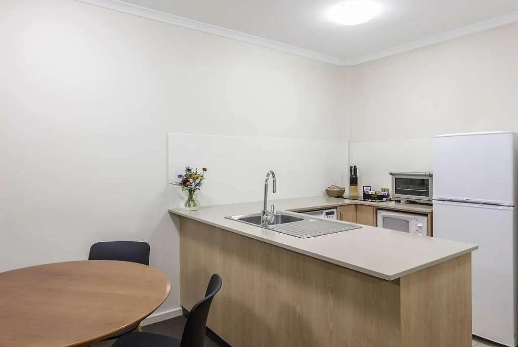 Hotel Ramada Encore By Wyndham Belconnen Canberra