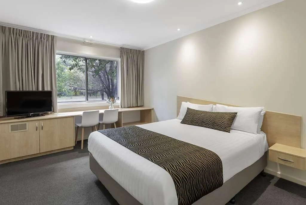 Ramada Encore By Wyndham Belconnen Canberra Hotel