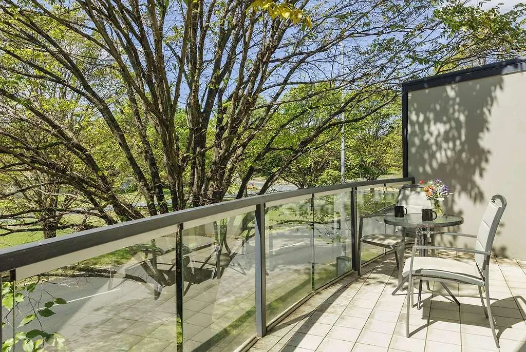 Ramada Encore By Wyndham Belconnen Canberra 4*,