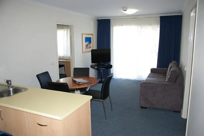 Hotel Ramada Encore By Wyndham Belconnen Canberra