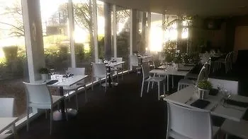 Ramada Encore By Wyndham Belconnen Canberra 4*,