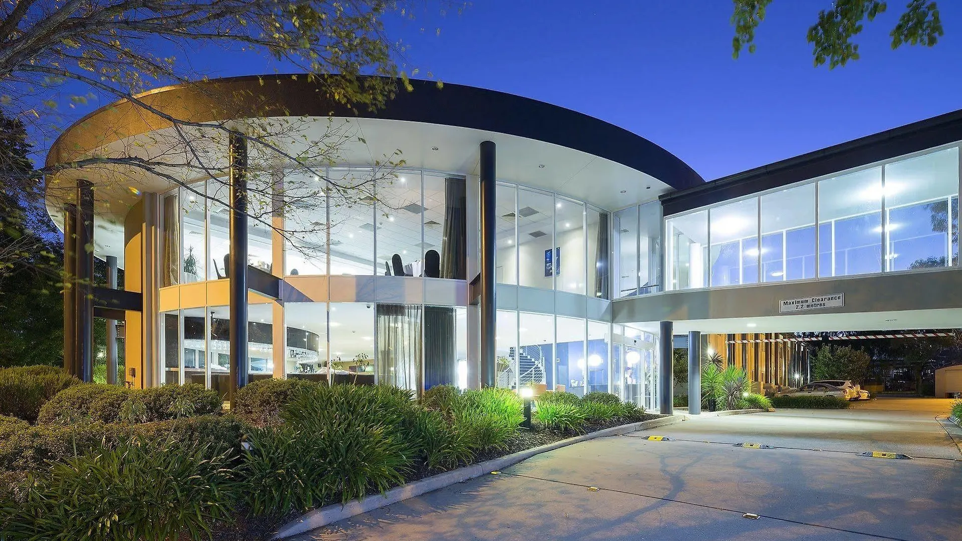 Hotel Ramada Encore By Wyndham Belconnen Canberra