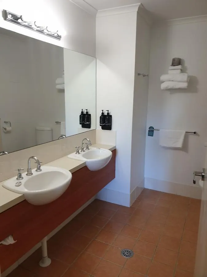 Ramada Encore By Wyndham Belconnen Canberra