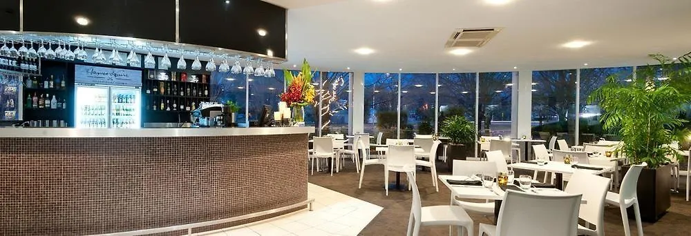 Ramada Encore By Wyndham Belconnen Canberra Australia